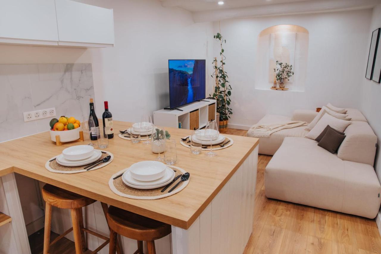 Perfect Family-Oriented And Renovated Townhouse In The Old Antibes Lejlighed Eksteriør billede