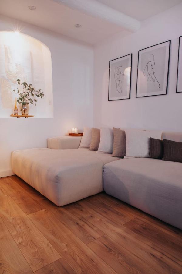 Perfect Family-Oriented And Renovated Townhouse In The Old Antibes Lejlighed Eksteriør billede